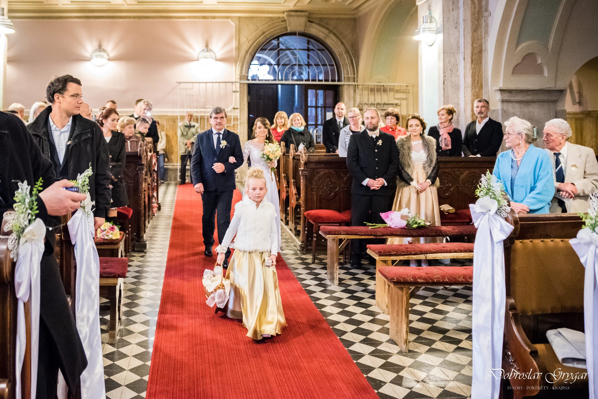 Svadobný obrad v Ružomberku - Kostol svätého Ondreja | Svadobný fotograf Žilinský kraj Dobroslav Grygar